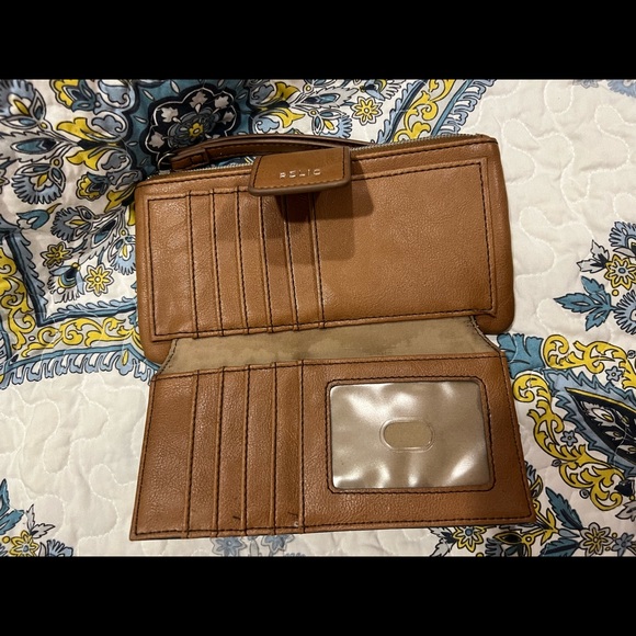 Relic Wallet - Picture 2 of 4